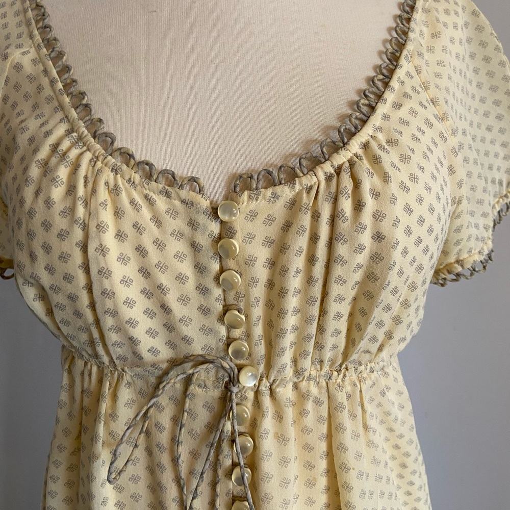 100% Silk Y2K Kensie Babydoll Yellow Dress - Picture 2 of 7